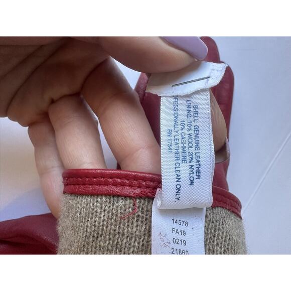 Charter Club Leather Touch Tech Glove Red Small $89 NEW - Picture 6 of 6